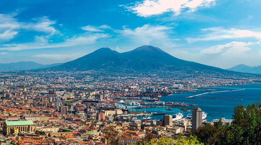Incontri a Napoli: il luogo ideale per incontrare donne single